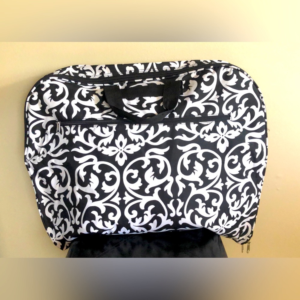 Carry On Suit Garment Bag / Convertible Suit Travel Bag S-Zone “Black and White”